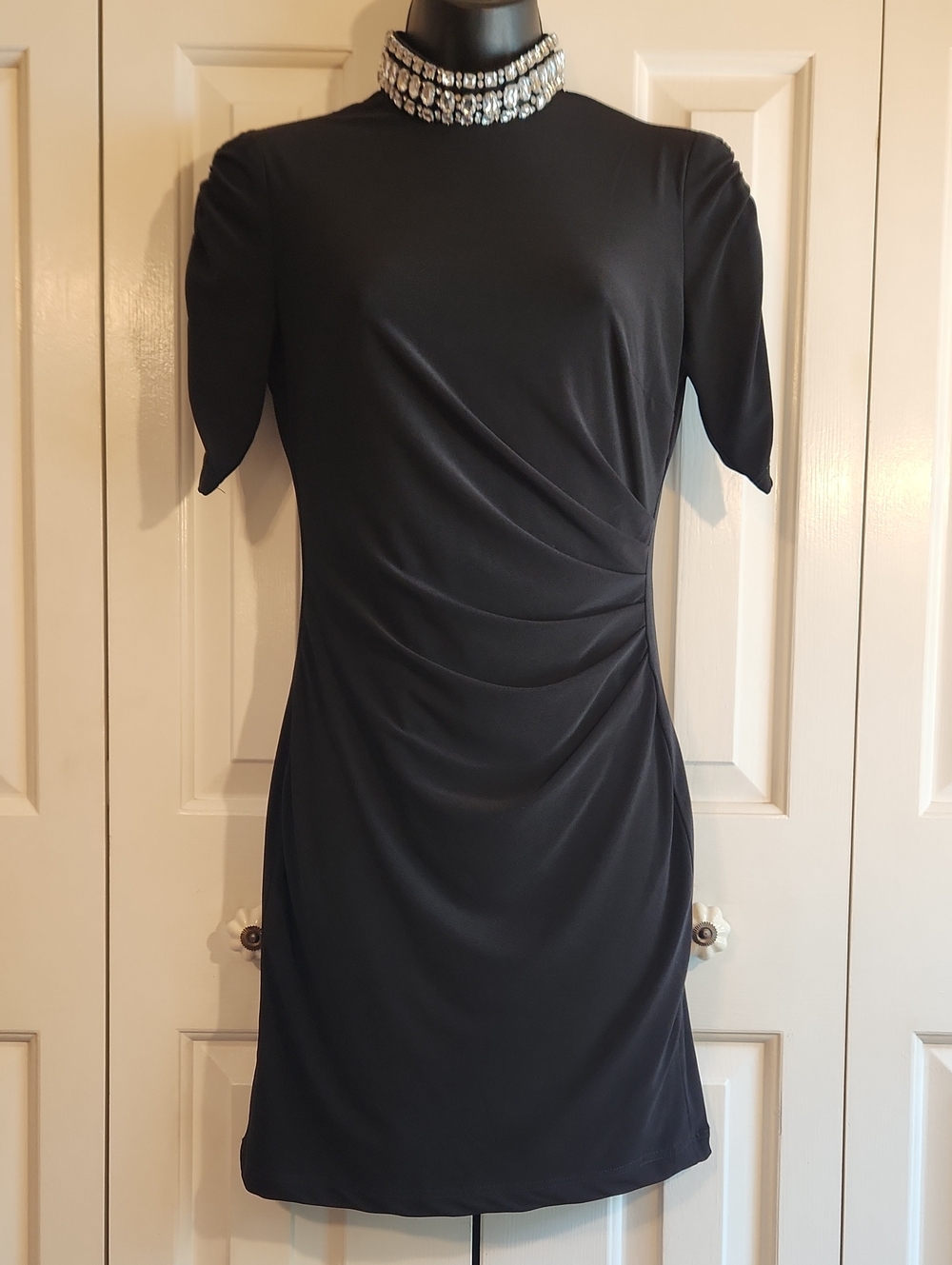 Elegant Black Short-Sleeve Ruched Cocktail Dress - Womens Size 4 - Boston Proper